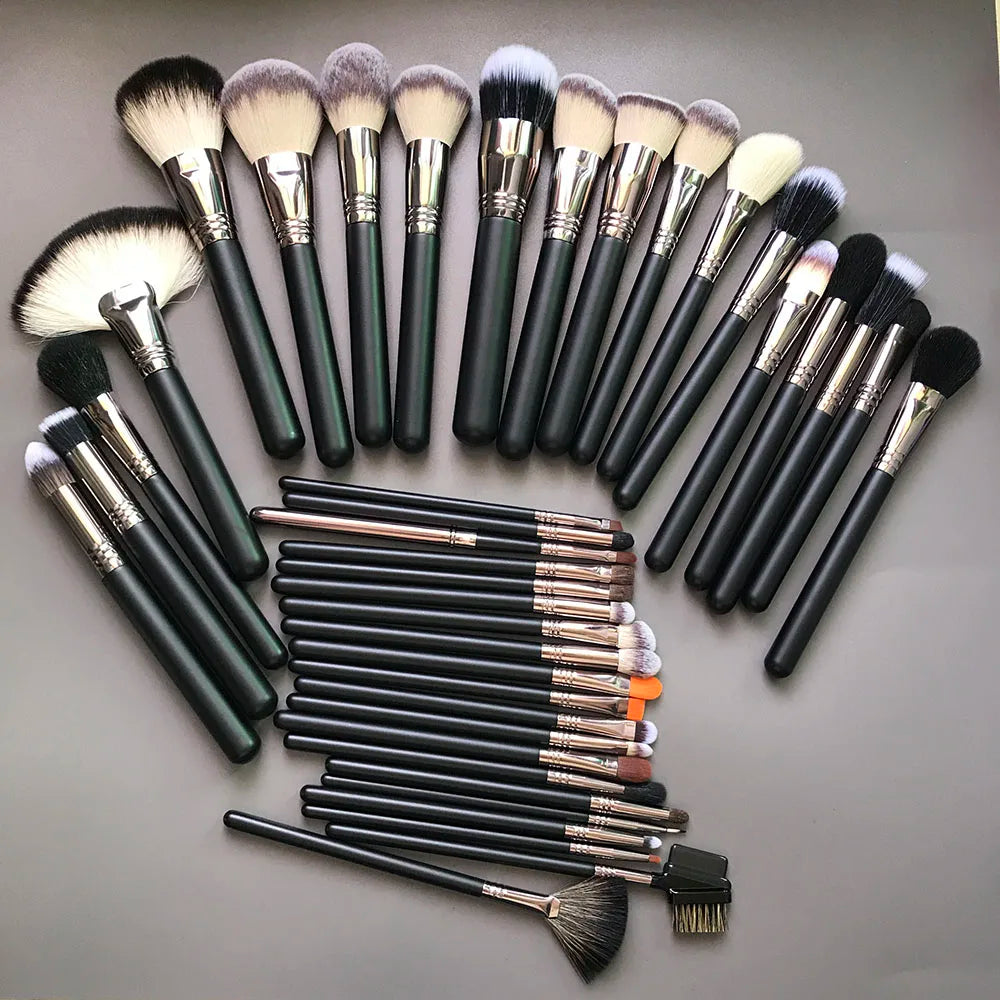 Makeup Brush Set image 2